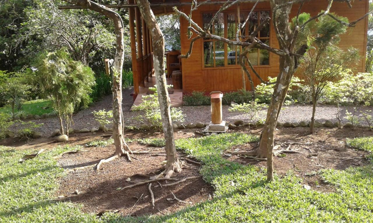 Estancia La Colina Santo Domingo de los Colorados Exterior foto